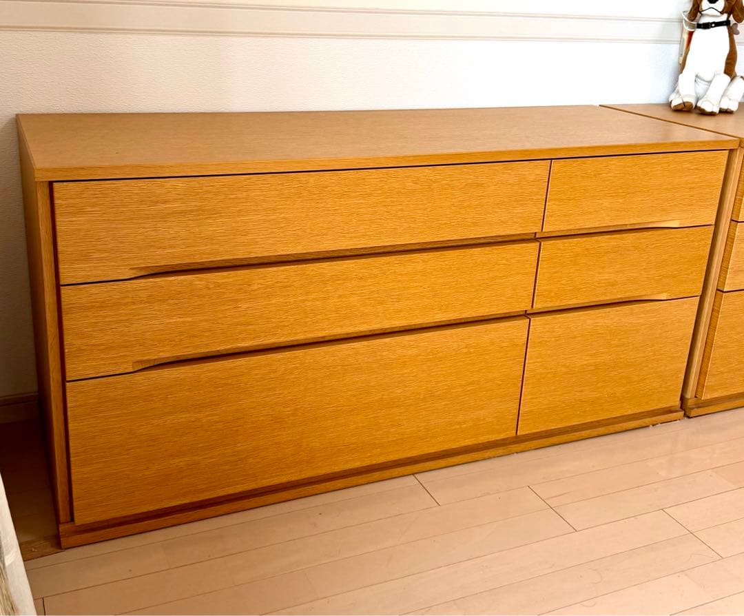 美品 IDC大塚家具 府中家具 焼印有 楢材チェスト 国産 高品質 幅136cm