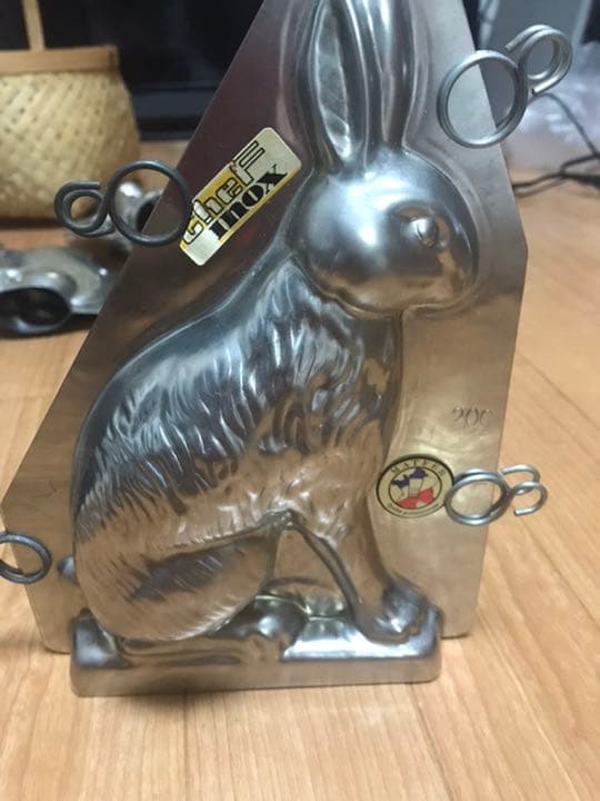 チョコレートモールド　メタルチョコレートヴィンテージ マトファーうさぎイースター