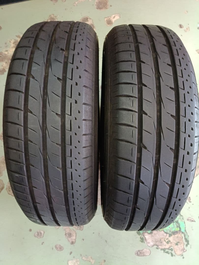 A23【全国送料無料】215/65R16 ブリヂストン中古タイヤ 2本