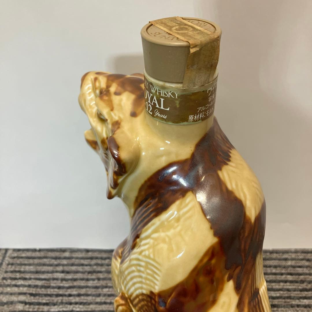 サントリー ローヤル 12年 干支 陶器ボトル 寅歳