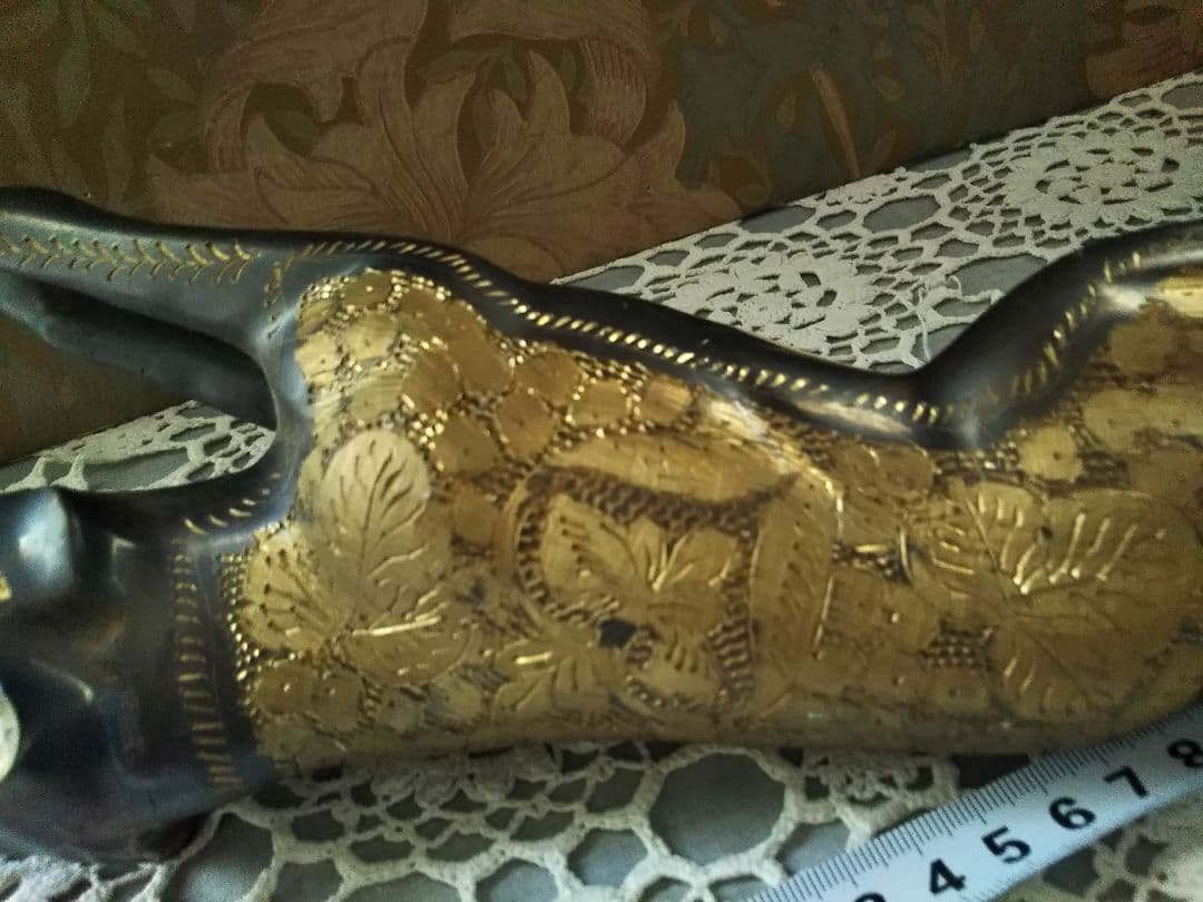 真鍮 豹の置物 ヒョウ柄　ジャガー　車