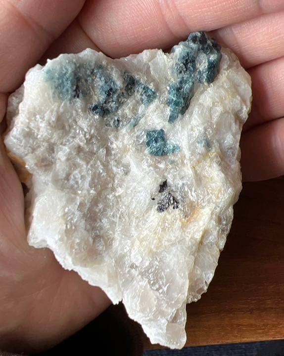 【半額セール中】ユーフォラライト44 癒し レア 原石 Euphoralite