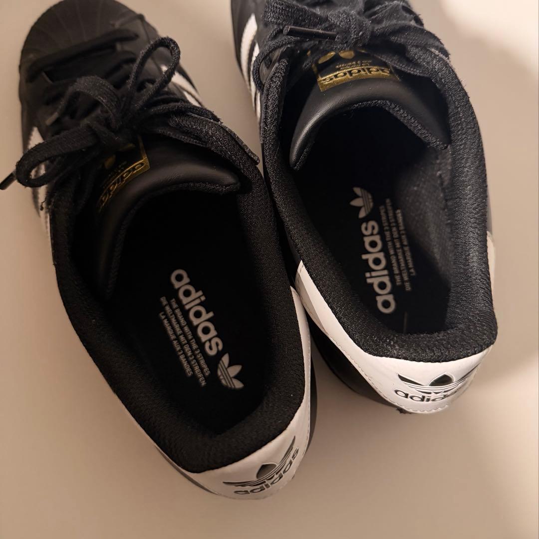 ⚫︎adidas SUPERSTAR ブラック/ホワイト