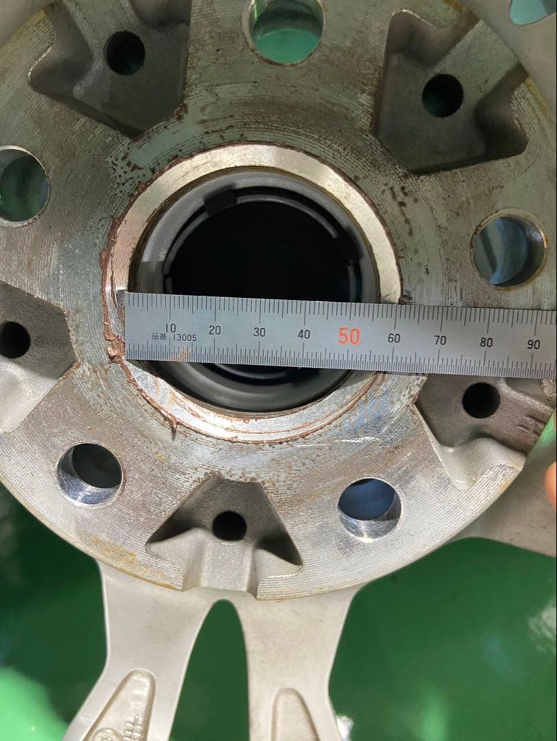 Pirelli ICE ZERO スタッドレスタイヤ 17インチ