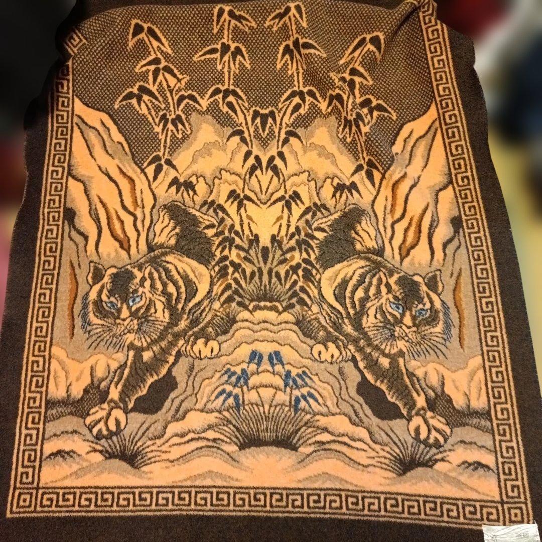 ALPACA 虎と竹のラグ