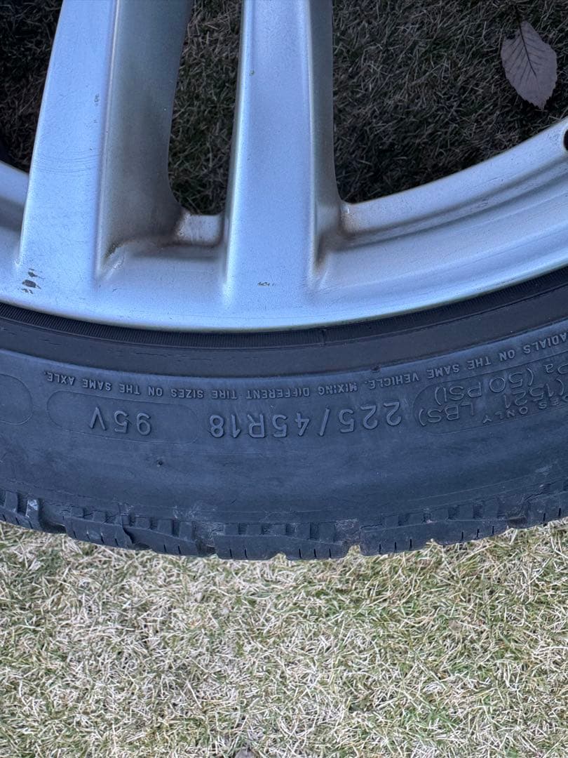  320 Mスポーツf30純正18インチ ホイールとミシュランスノータイヤ