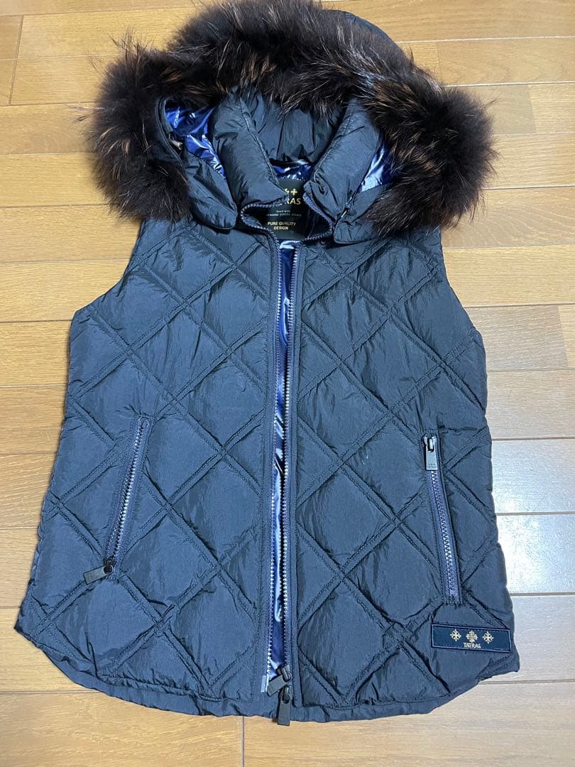 TATRAS ネイビー ダウンベスト フード付き