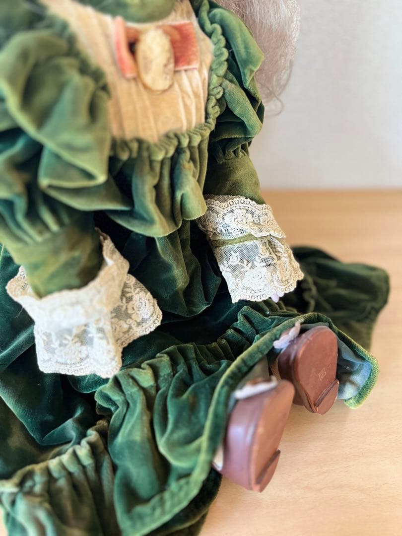 愛くるしい西洋人形　コレクターズドール　\" BRU \"