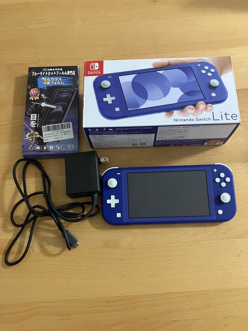 Nintendo Switch lite ブルー　本体