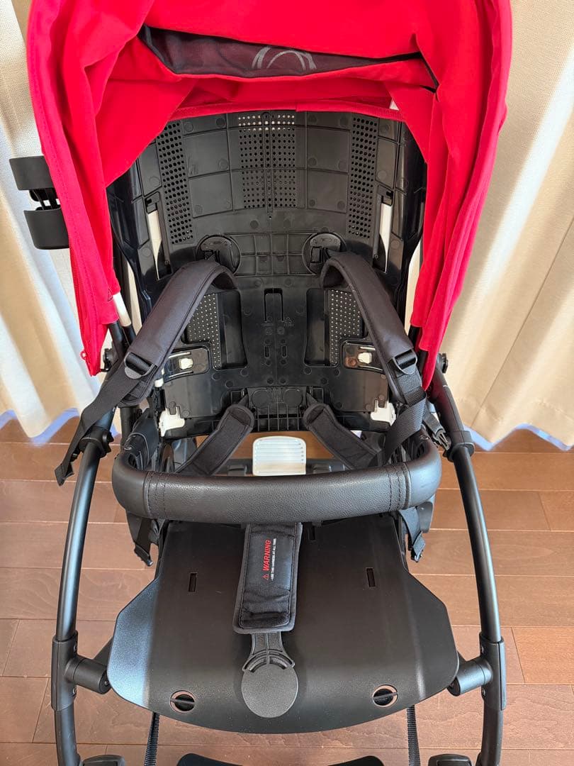 バガブー　ビー6 レッド&ブラック