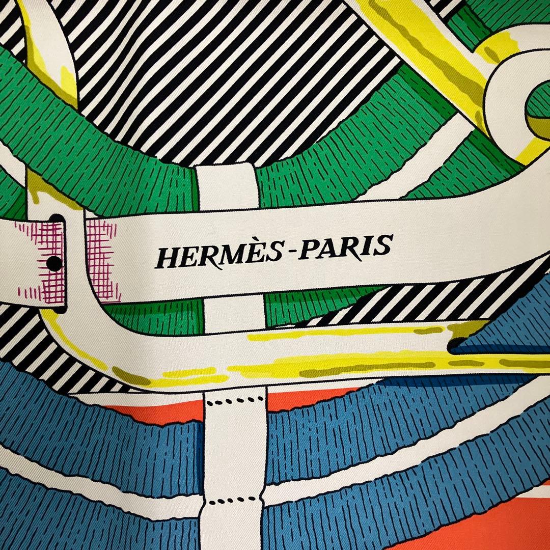 エルメス　スカーフ 90cm 「馬銜」柄