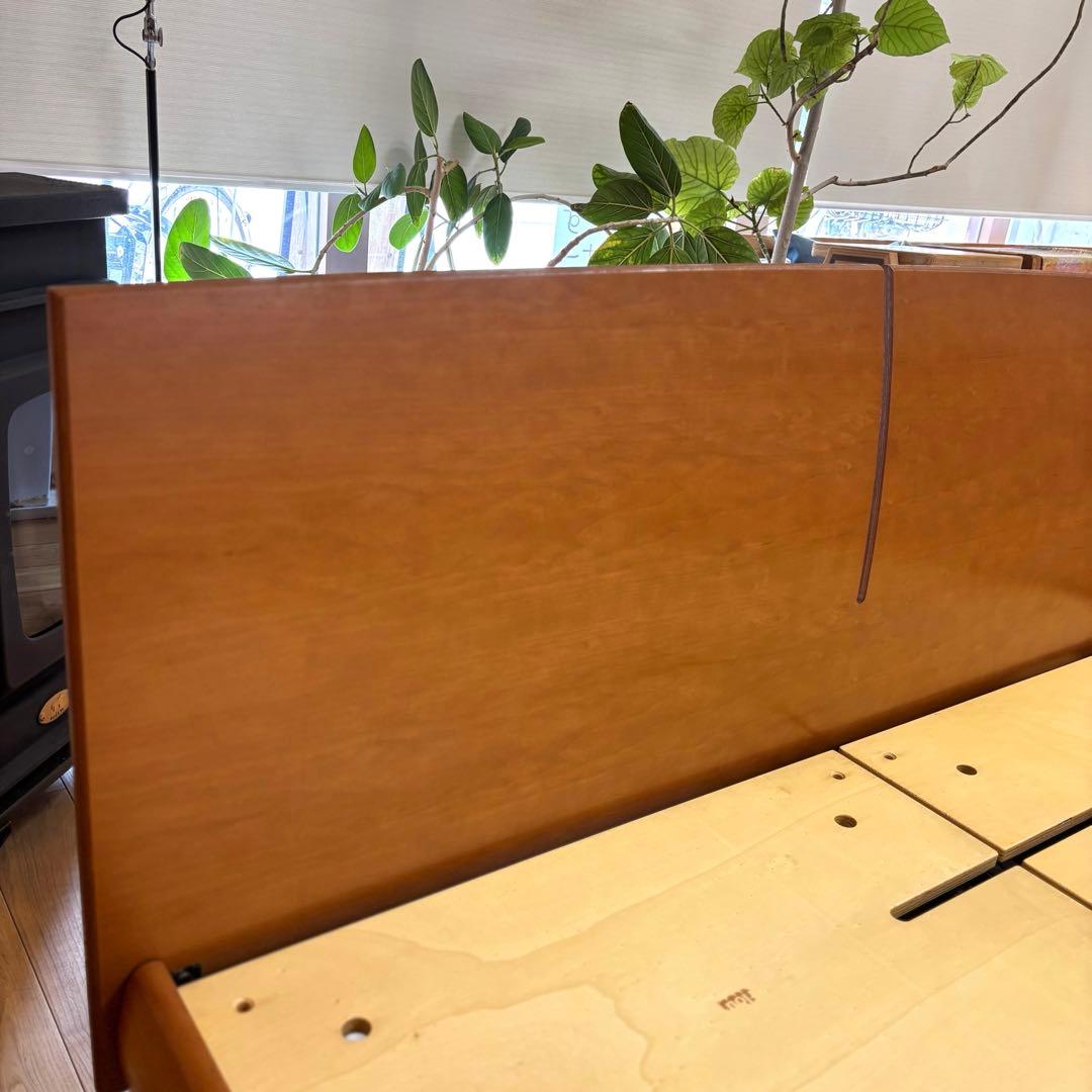 アルフレックス　ポピー　クイーンベッド　フレーム　モダン