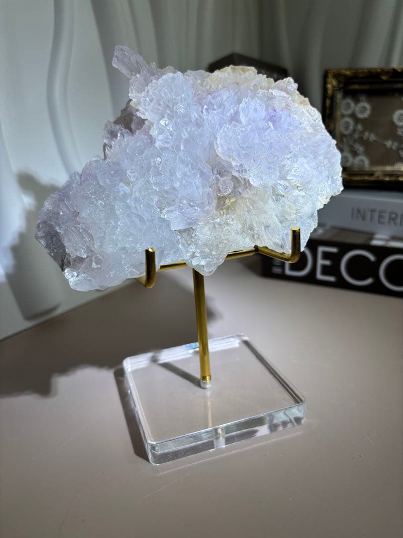 《レア》光とともに咲き誇る結晶の花 フラワーアメジスト