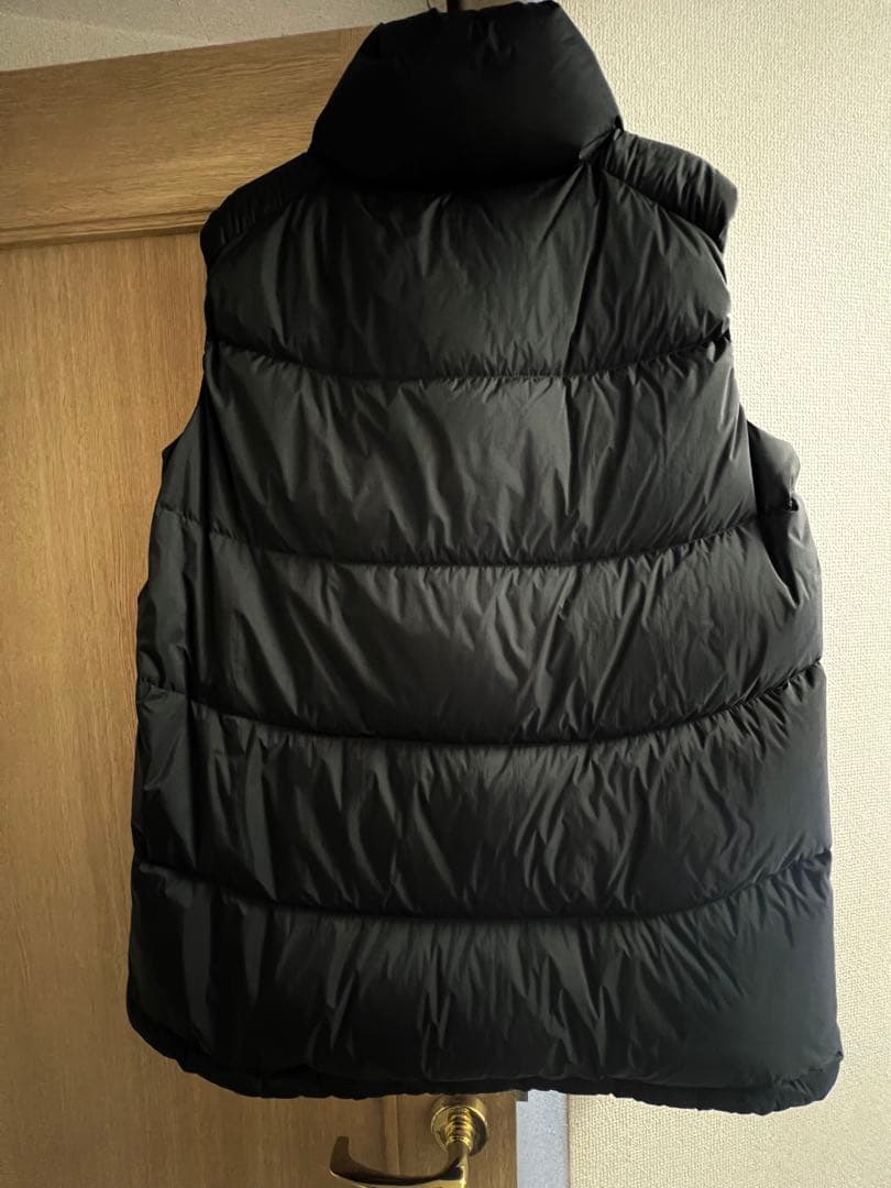ぼーの様売約済み★ユニクロ +J ブラック 黒 ダウンベスト Mサイズ
