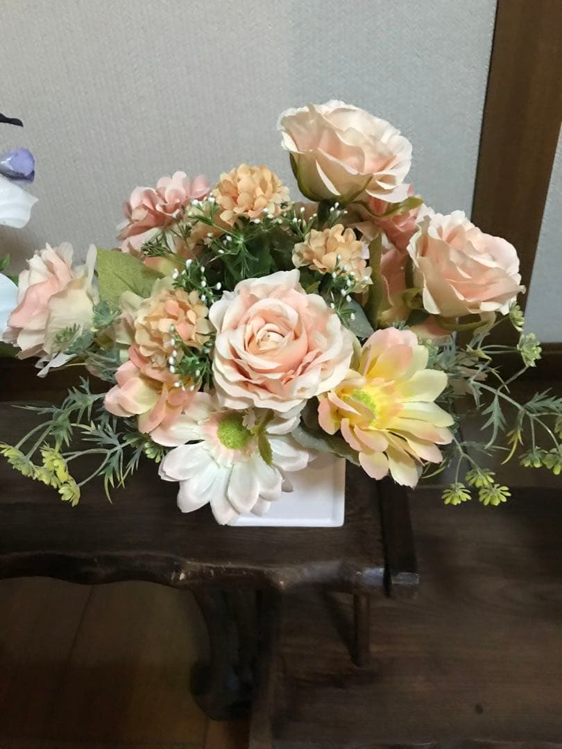 フラワーアレンジメントＦ