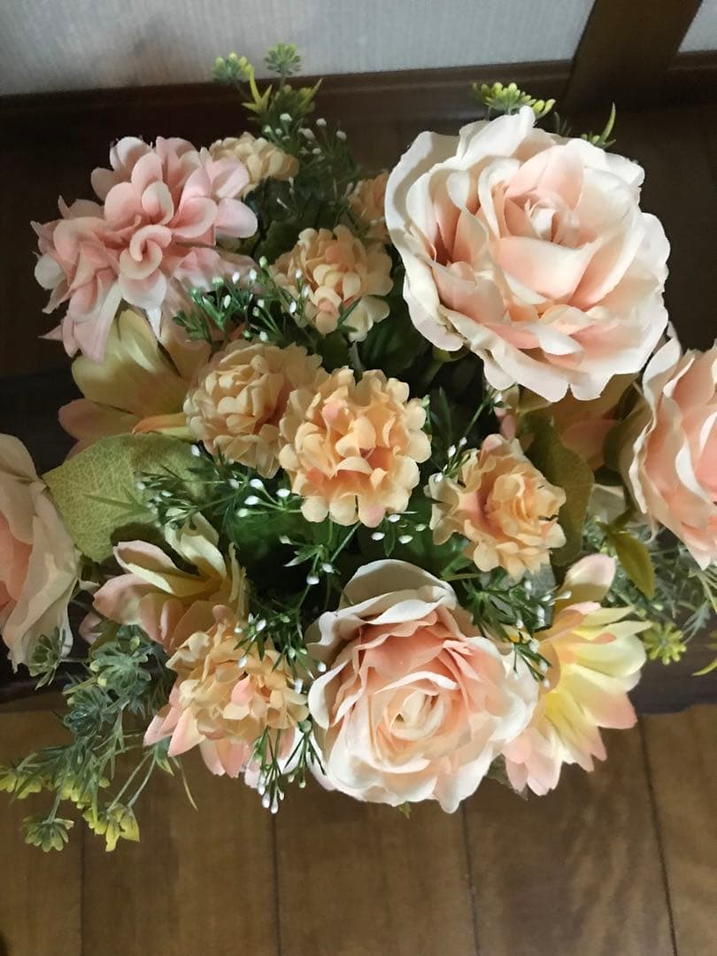 フラワーアレンジメントＦ