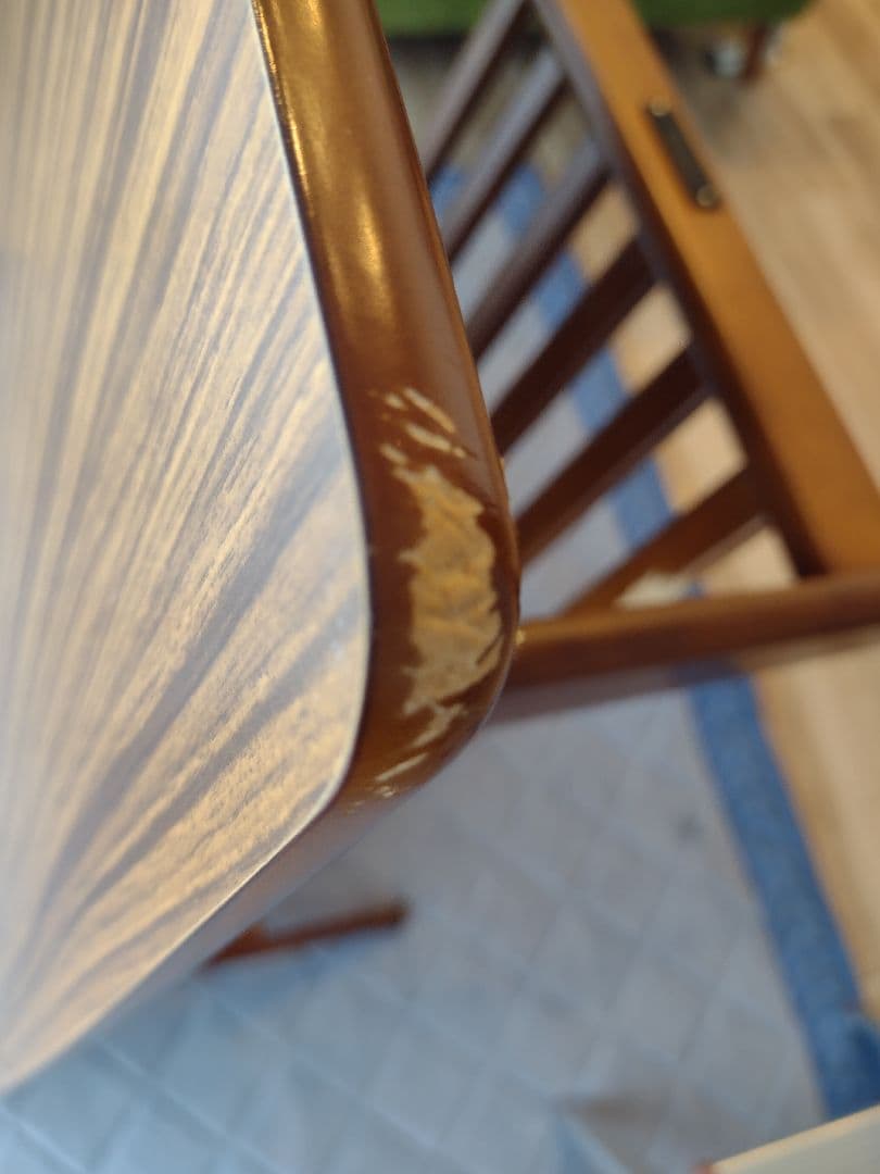 カリモク６０　リビングテーブル（大）ウォールナット　★犬の噛み跡あり★