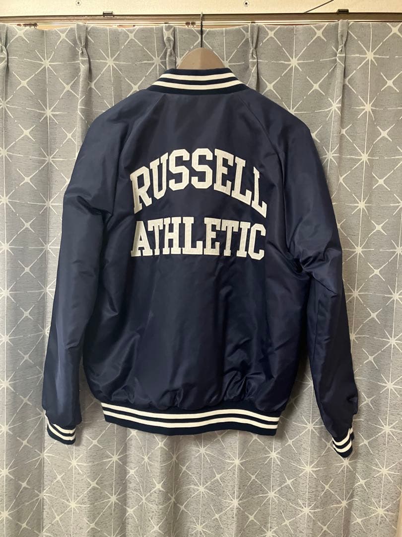 RUSSELL ATHLETIC ネイビー　バック　ロゴスタジャン　タグ付未使用