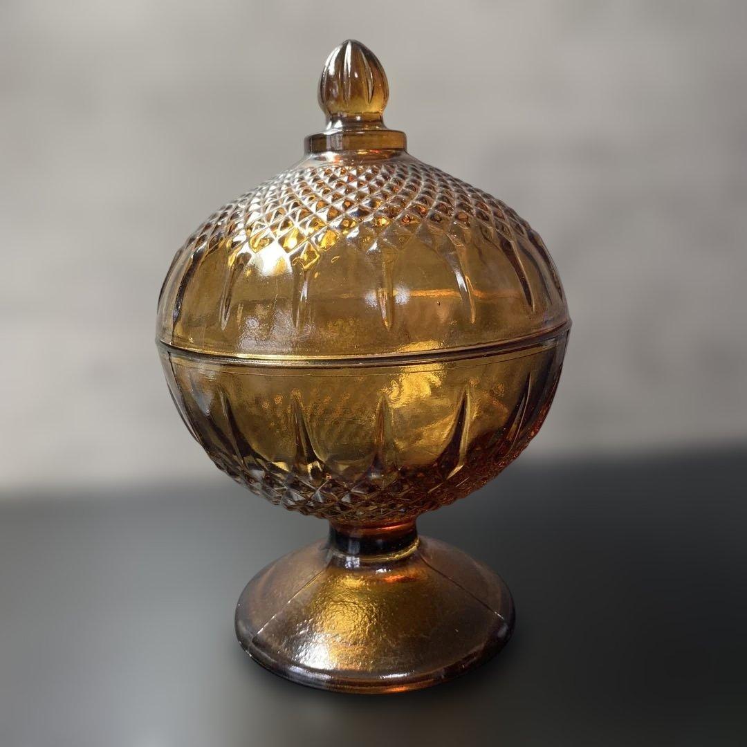 蓋付きコンポート　琥珀色ガラス　輸入雑貨　足付き　アンティーク　シックエレガント