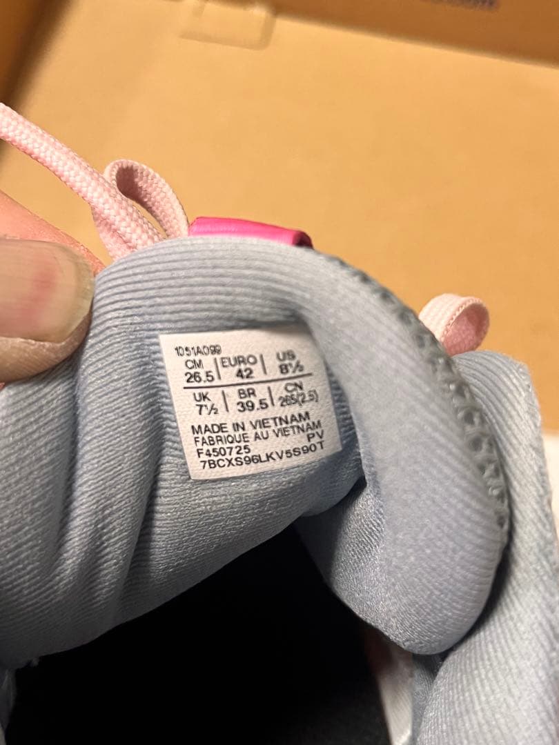 ASICS SKY ELITEバレーボールシューズ ピンク 高橋藍　26.5cm