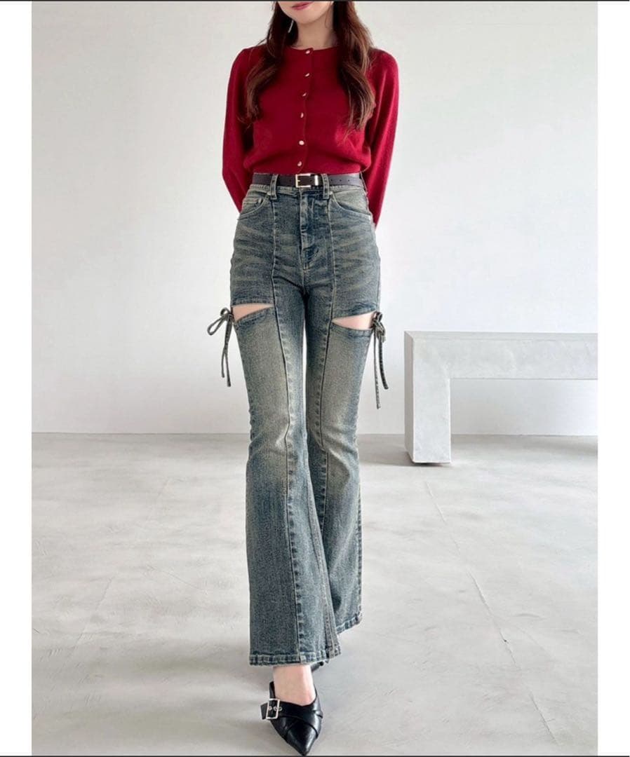 1月末まで値下げRESEXXYカットアウトリボンデニムパンツ