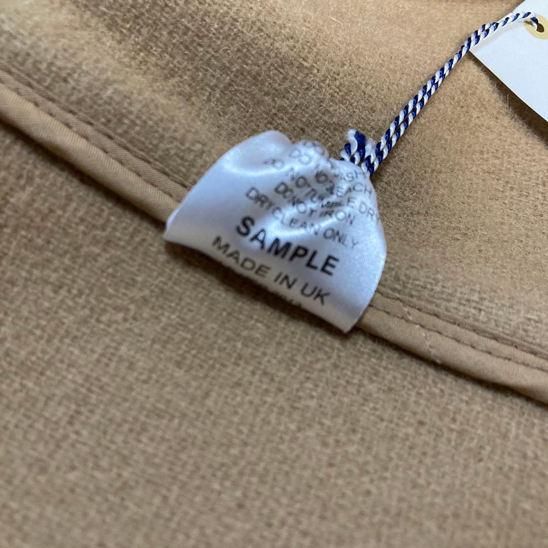 INVERTERE ベージュ ダッフルコート