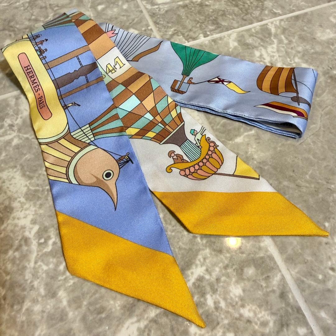 Hermès エルメス ツイリー 大空の狂気