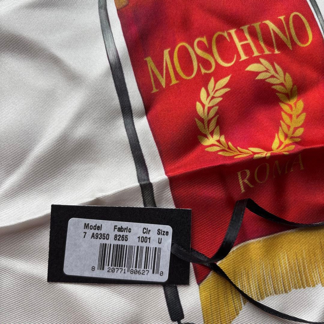 MOSCHINO シルクスカーフ クマデザイン