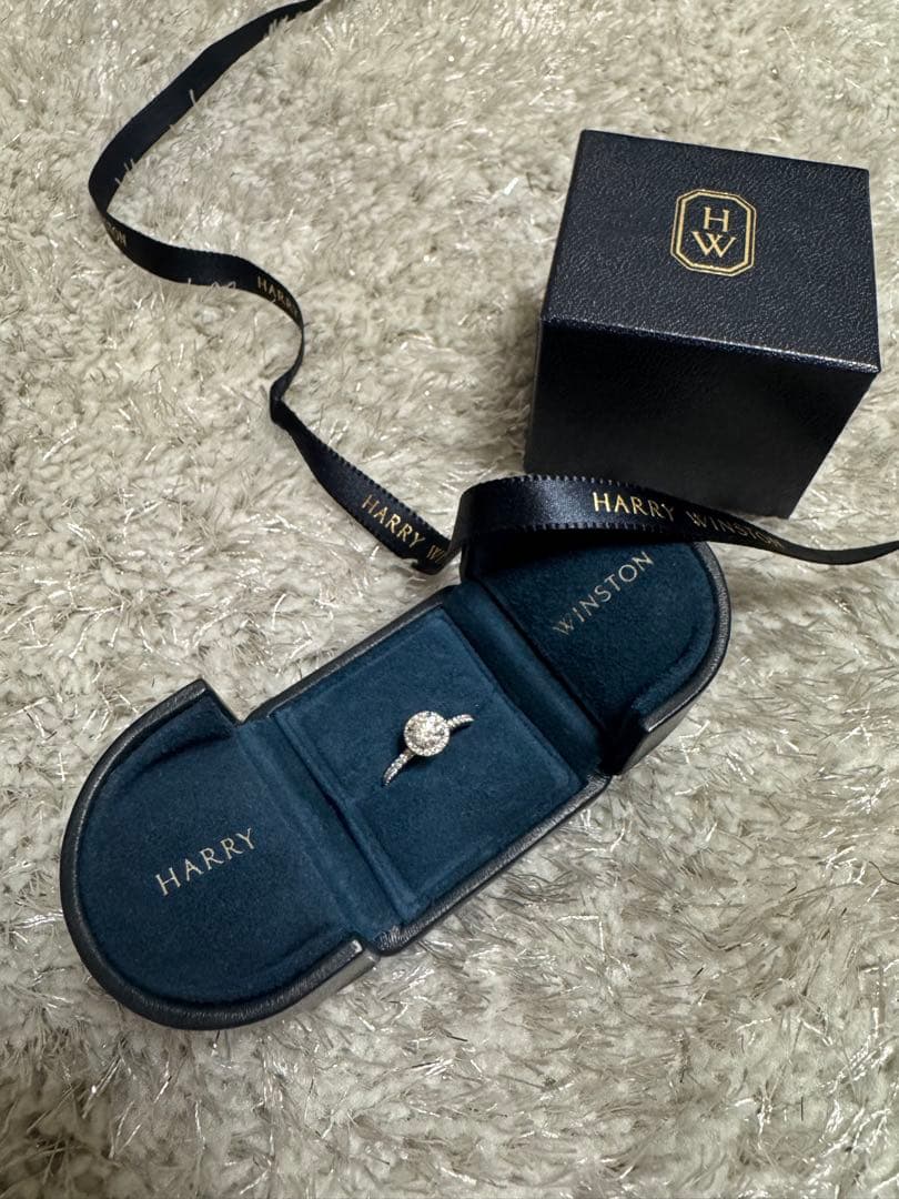 【美品】HARRY WINSTON ラウンドカットマイクロパヴェリング