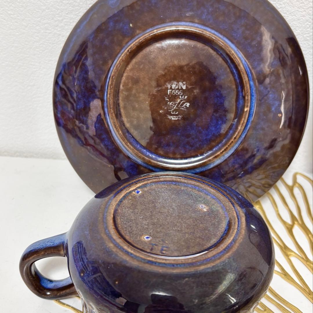 ゲフレ　コスモス　濃紺の食器セット 4点（皿3枚、カップandソーサ1セット）