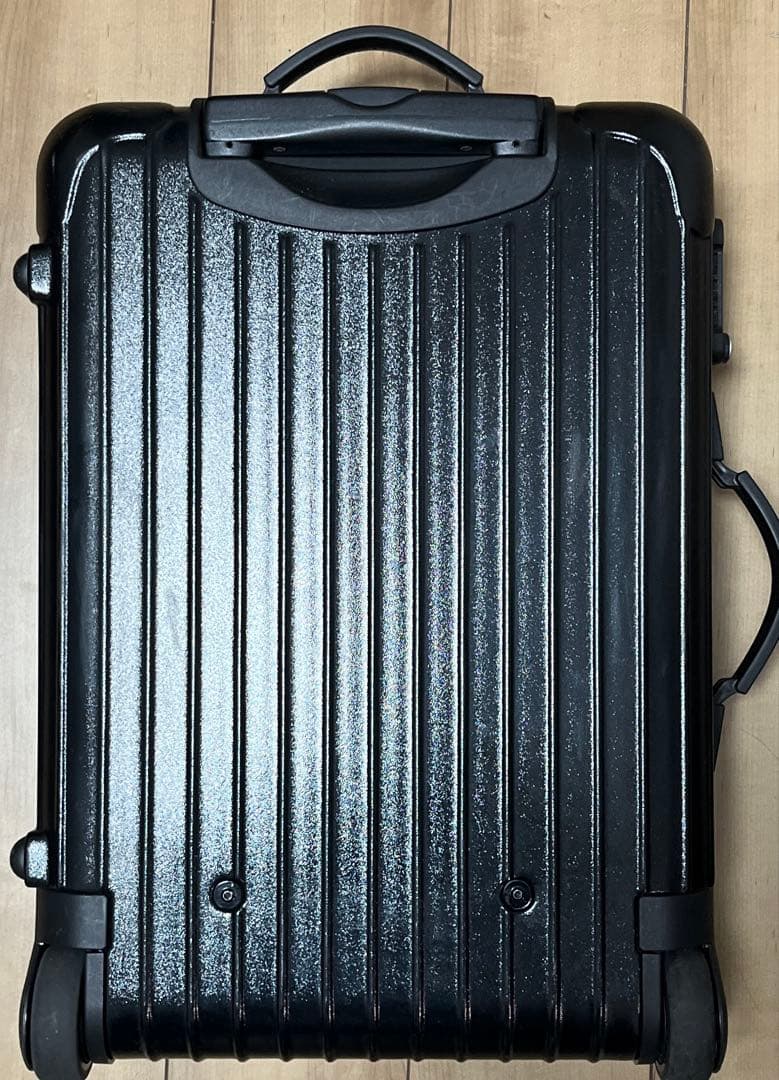 リモワ（TSAロック付） 2輪スーツケースサルサ 851.52ブラック 35L