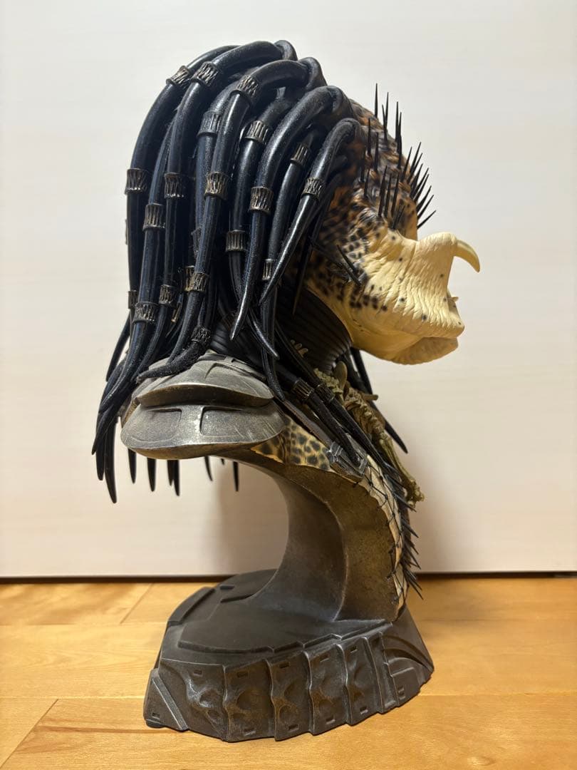 SIDESHOW レジェンダリースケールバスト　プレデター