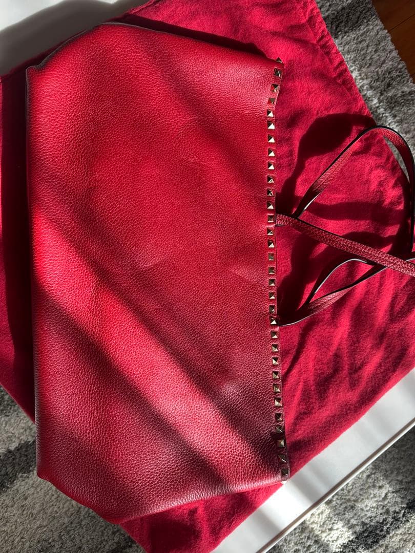 ヴァレンティノ Valentino Garavani レッド トートバッグ