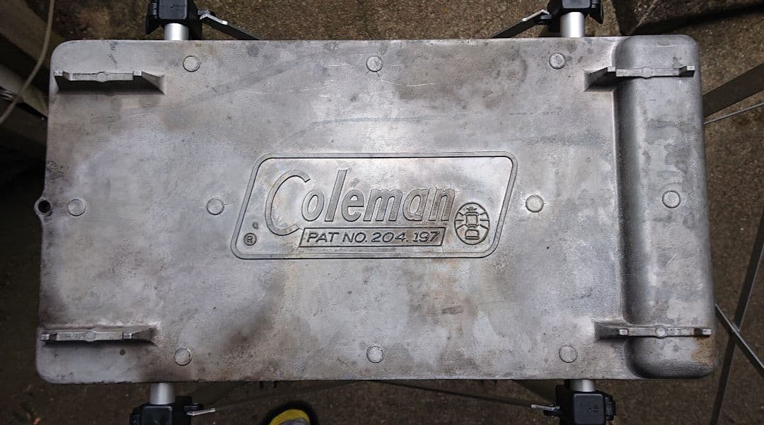 Coleman 2バーナー・シルバーストーングリドル等7点まとめ売り(匿名配送)