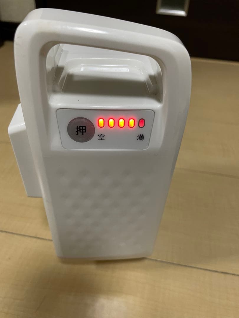 NKY581B02 16Ah 電動自転車用バッテリー　充電器