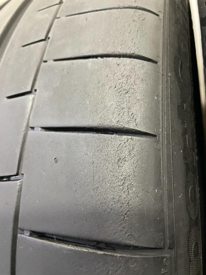 【送料無料】255/35R21 4本 コンチネンタル 訳あり大特価！