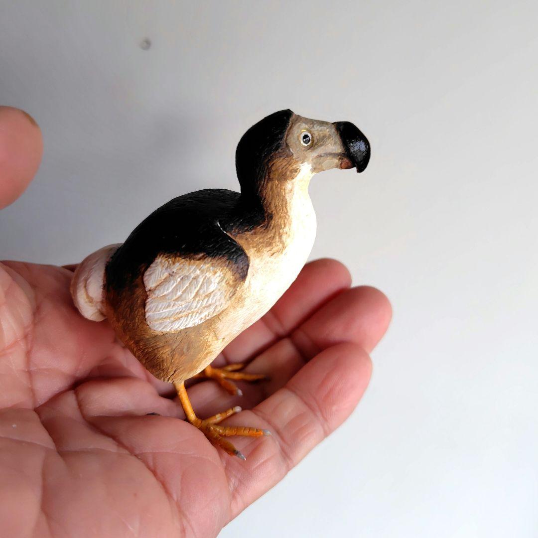 小さなバードカービング 偉大なるドードー鳥 最後の1羽 野鳥 木彫り