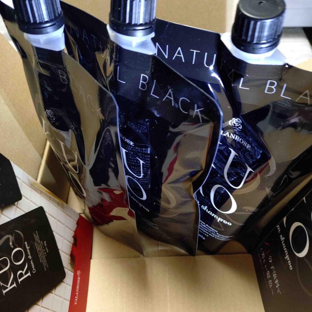 カラーリング・白髪染め VALANROSE KURO Cream Shampoo 400g