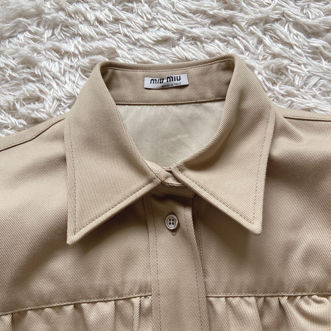 美品　ミュウミュウ　カーゴフリルシャツ　リボン　ベージュ　38 半袖　前開き