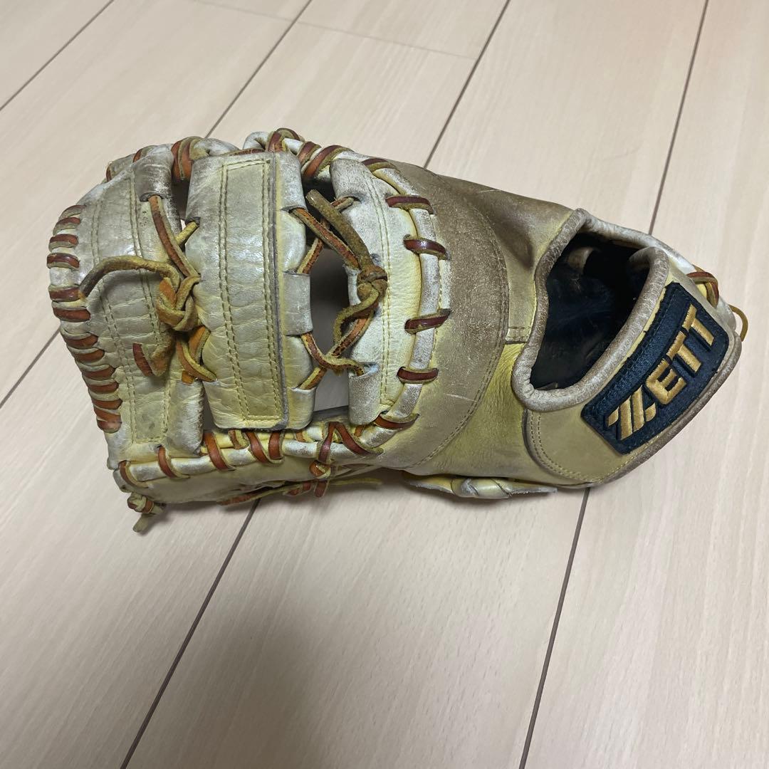 ZETTファーストミット左投げ用（硬式用）