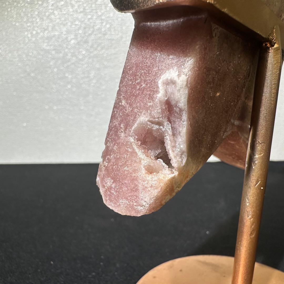 天然石ピンクアメジストの星　置物　彫物　台座付きNO.061510