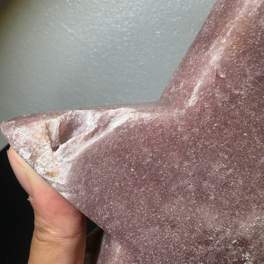 天然石ピンクアメジストの星　置物　彫物　台座付きNO.061510