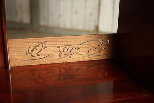 古い木製の茶棚　茶箪笥　食器棚　収納棚　タンス　収納　古家具　古民家　時代家具