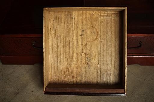 古い木製の茶棚　茶箪笥　食器棚　収納棚　タンス　収納　古家具　古民家　時代家具