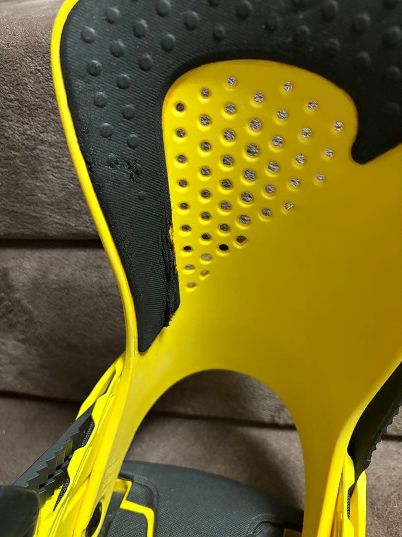 SALOMON HOLOGRAM Sサイズ 23-24 モデル