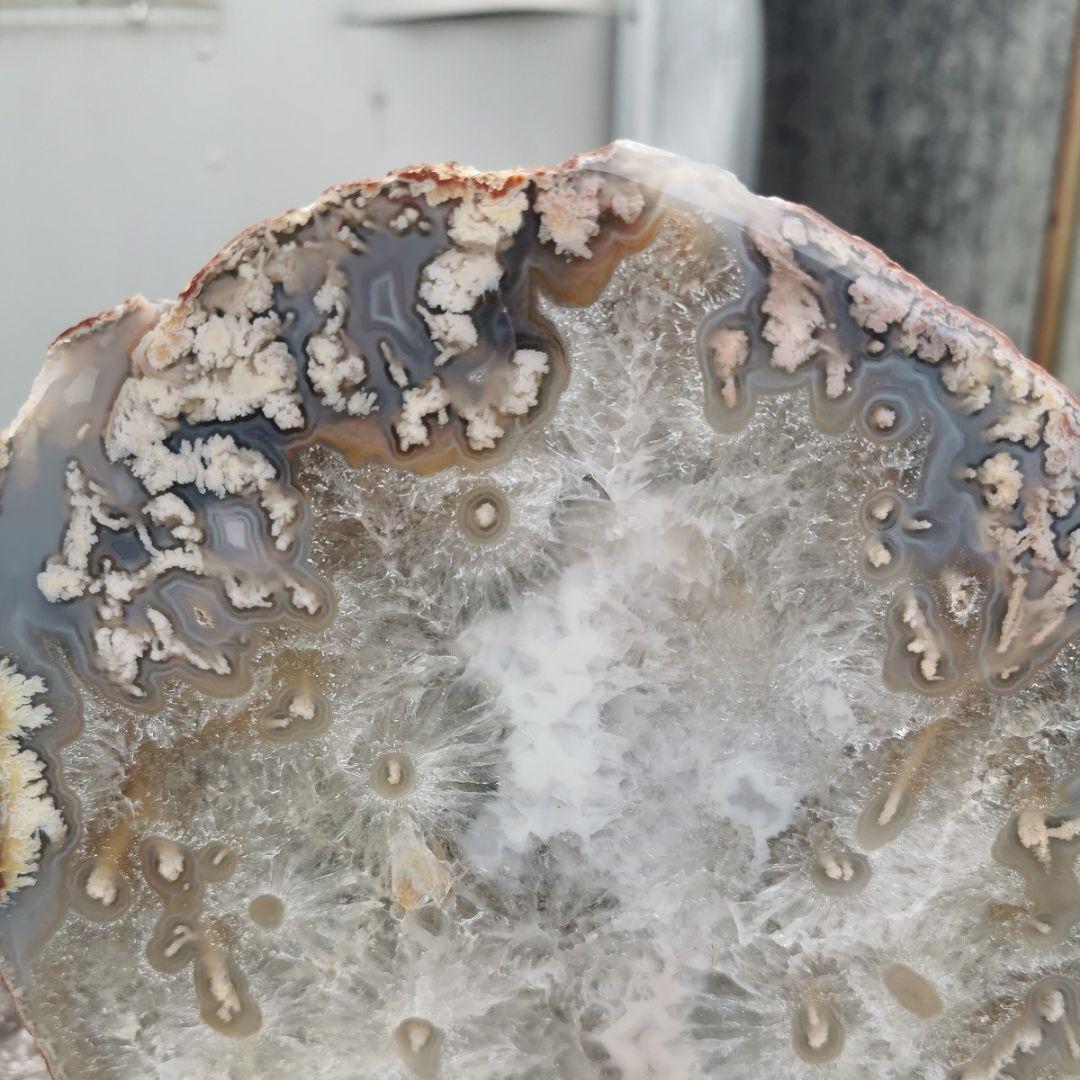 ブラジル産　アゲート　2.5キロ　虹入り　鑑賞石　石　置物　オブジェ　インテリア