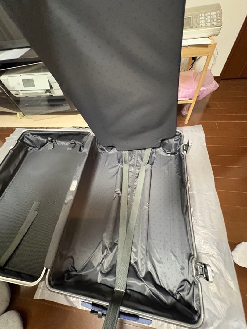 3年使用　リモア　青 安いよー安いよーお買い得だよ