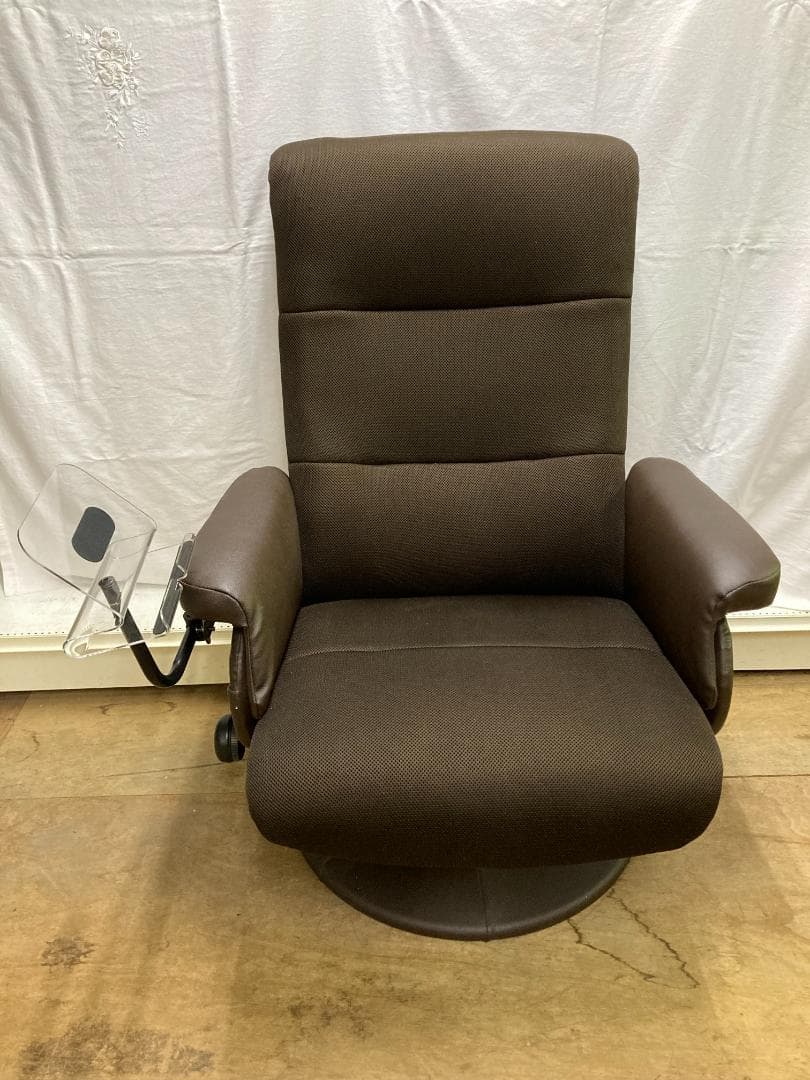 愛知岐阜/送料無料★美品★ニトリ　パーソナルチェア(Dメッシュ )ホルダー付