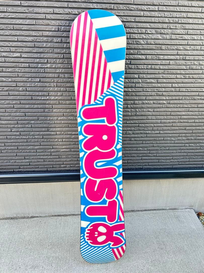 スノーボード　145cm デスレーベル　TRUST オールラウンド