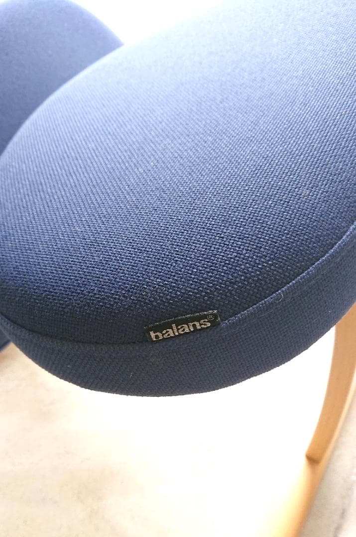 【良品】サカモトハウス バランスチェアイージー 　（ブルー）